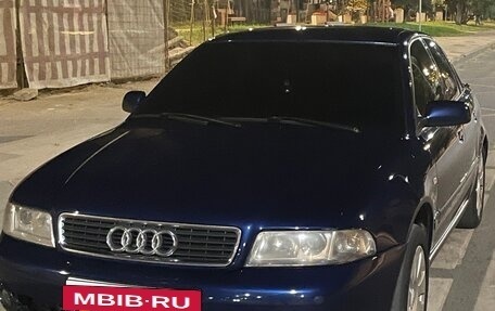 Audi A4, 2000 год, 650 000 рублей, 2 фотография