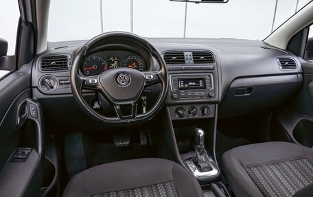 Volkswagen Polo VI (EU Market), 2018 год, 1 270 000 рублей, 6 фотография