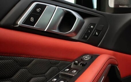 BMW X5 M, 2020 год, 9 000 000 рублей, 10 фотография