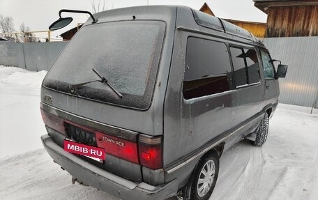 Toyota Town Ace III, 1989 год, 440 000 рублей, 5 фотография