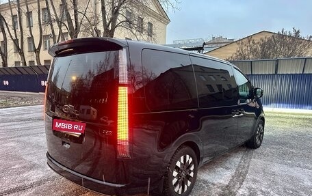 Hyundai Staria, 2023 год, 5 350 000 рублей, 3 фотография