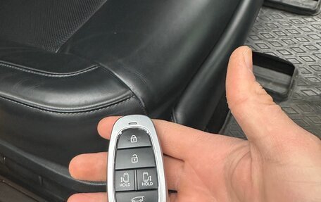 Hyundai Staria, 2023 год, 5 350 000 рублей, 28 фотография