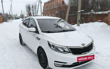 KIA Rio III рестайлинг, 2015 год, 900 000 рублей, 3 фотография