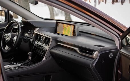 Lexus RX IV рестайлинг, 2017 год, 4 330 000 рублей, 15 фотография