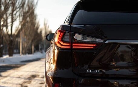 Lexus RX IV рестайлинг, 2017 год, 4 330 000 рублей, 24 фотография