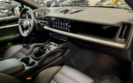 Porsche Cayenne III, 2025 год, 17 300 000 рублей, 11 фотография