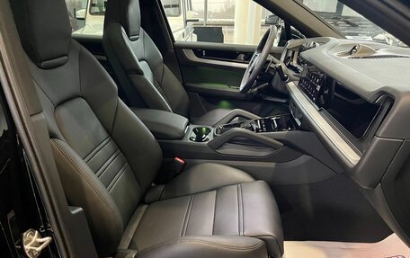 Porsche Cayenne III, 2025 год, 17 300 000 рублей, 12 фотография