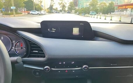 Mazda 3, 2022 год, 1 962 000 рублей, 18 фотография