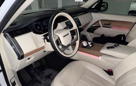 Land Rover Range Rover IV рестайлинг, 2023 год, 22 800 000 рублей, 4 фотография