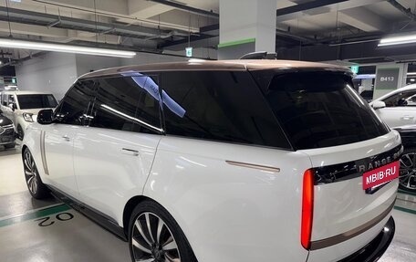 Land Rover Range Rover IV рестайлинг, 2023 год, 22 800 000 рублей, 3 фотография