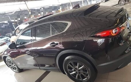 Mazda CX-4, 2022 год, 1 944 000 рублей, 6 фотография