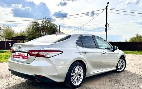 Toyota Camry, 2020 год, 3 300 000 рублей, 3 фотография