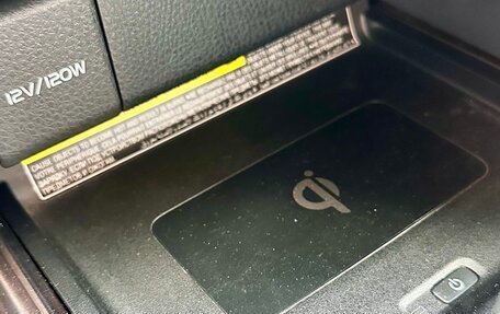 Toyota Camry, 2020 год, 3 300 000 рублей, 10 фотография