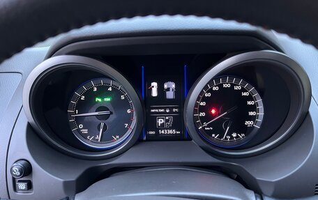 Toyota Land Cruiser Prado 150 рестайлинг 2, 2014 год, 5 800 000 рублей, 16 фотография