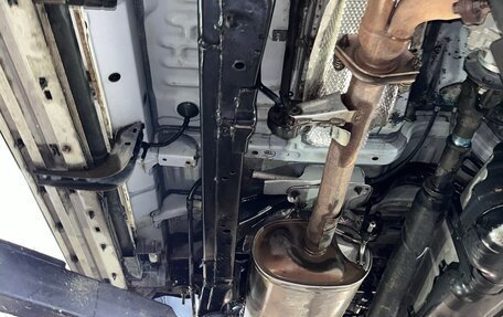 Toyota Land Cruiser Prado 150 рестайлинг 2, 2014 год, 5 800 000 рублей, 30 фотография