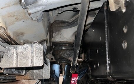 Toyota Land Cruiser Prado 150 рестайлинг 2, 2014 год, 5 800 000 рублей, 32 фотография