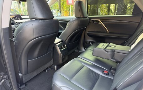 Lexus RX IV рестайлинг, 2016 год, 3 350 000 рублей, 24 фотография