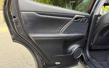 Lexus RX IV рестайлинг, 2016 год, 3 350 000 рублей, 26 фотография