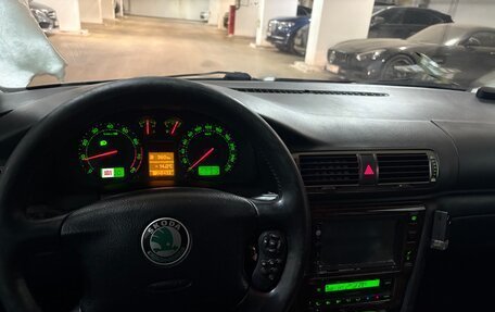 Skoda Superb III рестайлинг, 2005 год, 450 000 рублей, 10 фотография