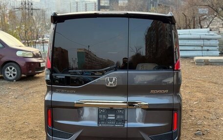 Honda Stepwgn IV, 2021 год, 2 140 000 рублей, 4 фотография