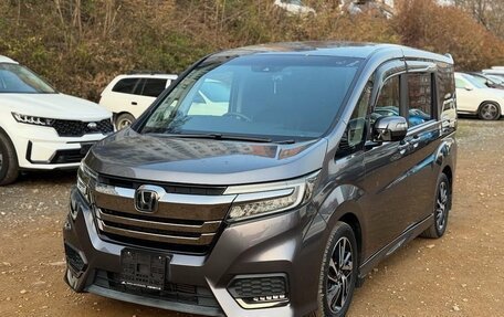 Honda Stepwgn IV, 2021 год, 2 140 000 рублей, 2 фотография