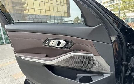 BMW 3 серия, 2024 год, 4 150 000 рублей, 12 фотография