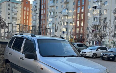 Chevrolet Niva I рестайлинг, 2003 год, 440 000 рублей, 3 фотография