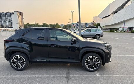 Toyota Yaris Cross, 2022 год, 1 850 000 рублей, 7 фотография