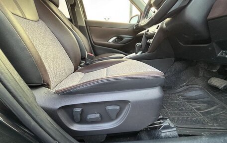 Toyota Yaris Cross, 2022 год, 1 850 000 рублей, 16 фотография