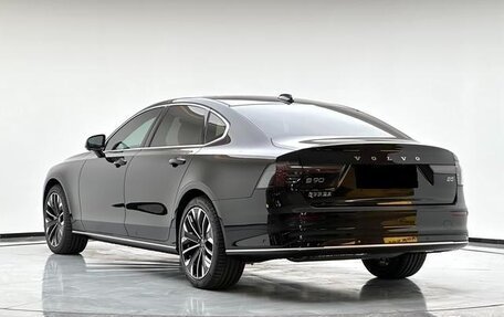 Volvo S90 II рестайлинг, 2025 год, 6 820 000 рублей, 5 фотография