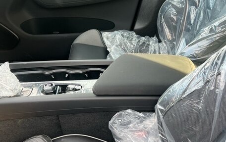 Volvo XC60 II, 2025 год, 6 130 000 рублей, 8 фотография