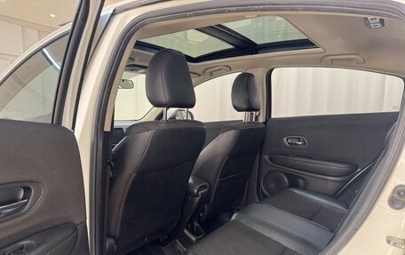 Honda Vezel, 2022 год, 1 650 000 рублей, 7 фотография