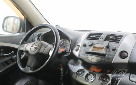 Toyota RAV4, 2005 год, 799 000 рублей, 9 фотография