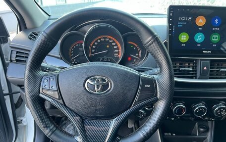 Toyota Yaris XP150 рестайлинг, 2022 год, 1 550 000 рублей, 6 фотография