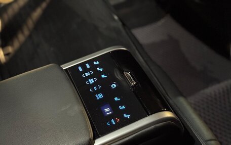 Toyota Camry, 2019 год, 2 990 000 рублей, 8 фотография