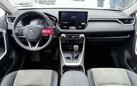 Toyota RAV4, 2025 год, 4 250 000 рублей, 12 фотография