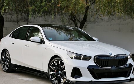 BMW 5 серия, 2025 год, 6 920 000 рублей, 2 фотография