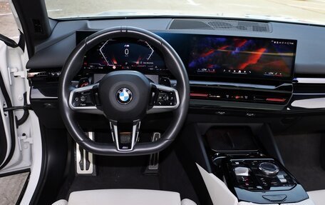 BMW 5 серия, 2025 год, 6 920 000 рублей, 27 фотография