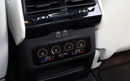 BMW 5 серия, 2025 год, 6 920 000 рублей, 28 фотография