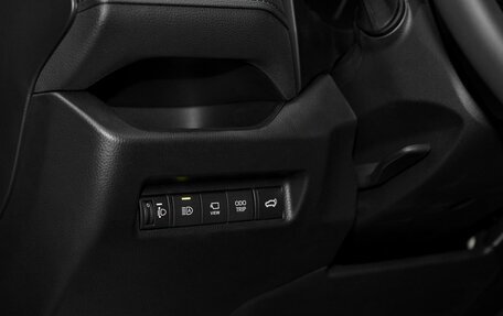 Toyota RAV4, 2025 год, 4 090 000 рублей, 19 фотография