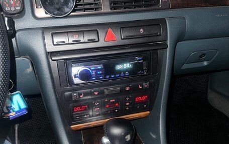 Audi A6, 2000 год, 600 000 рублей, 13 фотография