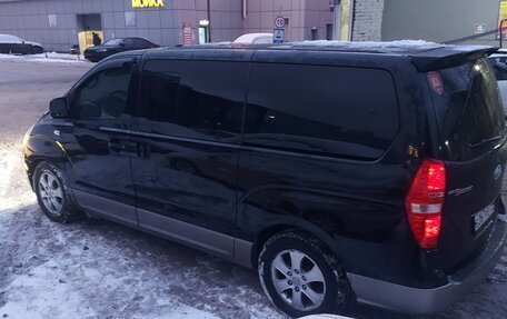 Hyundai Grand Starex Grand Starex I рестайлинг 2, 2010 год, 1 795 000 рублей, 13 фотография