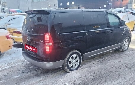 Hyundai Grand Starex Grand Starex I рестайлинг 2, 2010 год, 1 795 000 рублей, 8 фотография