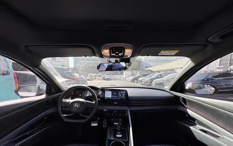 Hyundai Elantra, 2022 год, 1 360 000 рублей, 2 фотография