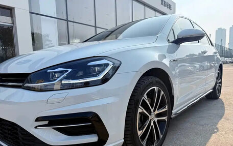 Volkswagen Golf VII, 2020 год, 1 440 190 рублей, 9 фотография