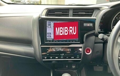 Honda Fit III, 2017 год, 1 100 888 рублей, 15 фотография