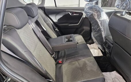 Toyota RAV4, 2025 год, 4 299 000 рублей, 17 фотография