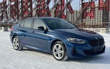 BMW 1 серия, 2022 год, 1 670 000 рублей, 1 фотография