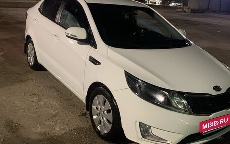 KIA Rio III рестайлинг, 2014 год, 910 000 рублей, 6 фотография