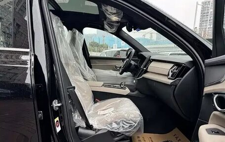 Volvo XC90 II рестайлинг, 2025 год, 8 600 080 рублей, 9 фотография